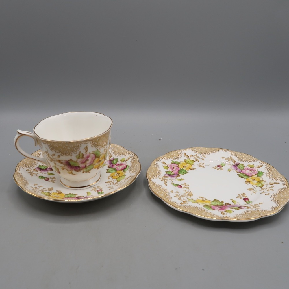 Royal Albert Bone China Rose White Gold Lovelace Tea cup saucer dessert plate